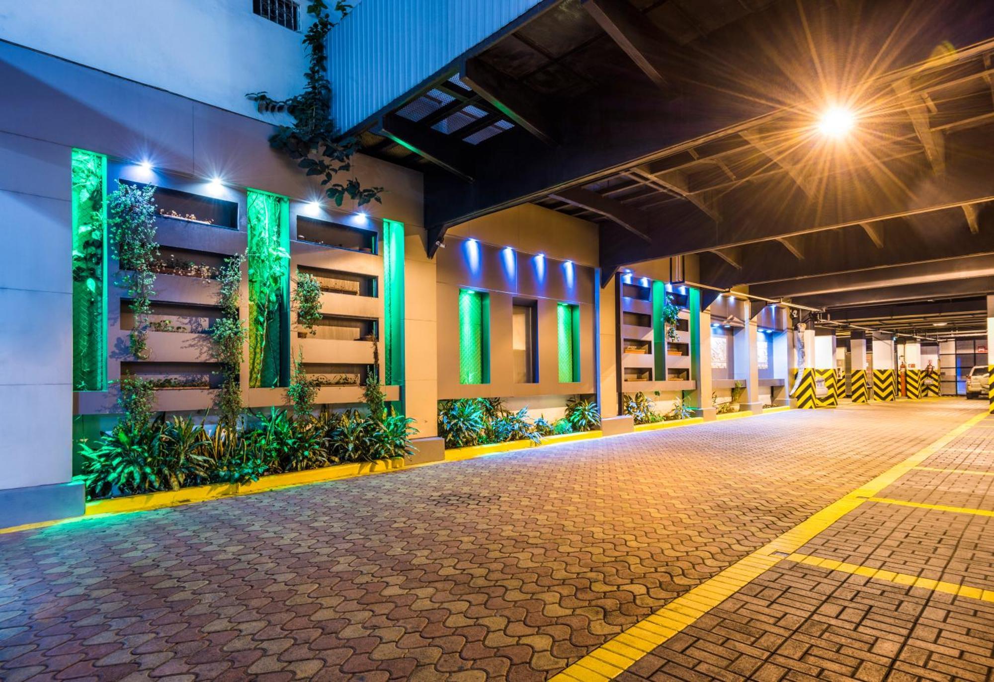 Gh Galeria Hotel Guayaquil Exterior photo