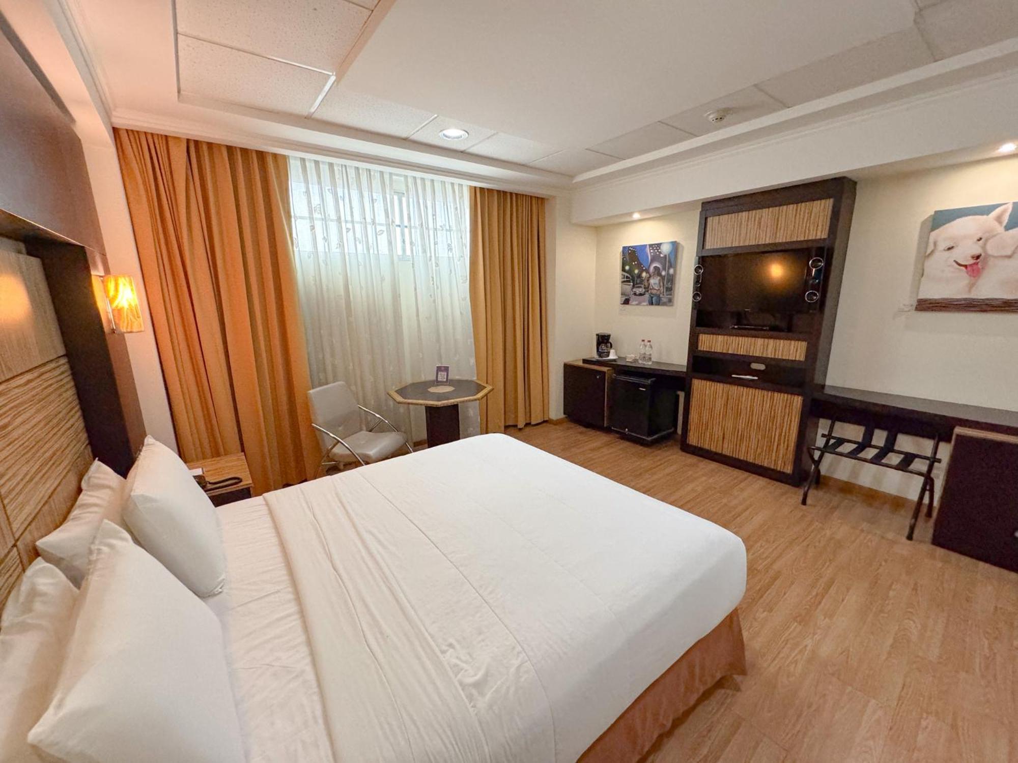 Gh Galeria Hotel Guayaquil Exterior photo
